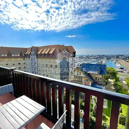 Le Castel Cls